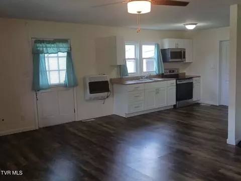 Living - 230 Mohawk Creek Road Midway Tn 37809, Midway, TN 37809 photo 5 of 5
