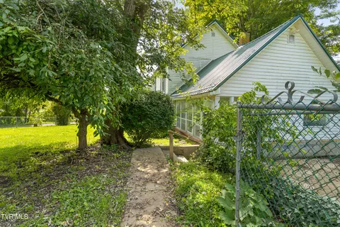 Exterior - 343 Magnolia Drive Glade Spring Va 24340, Glade Spring, VA 24340 photo 15 of 26