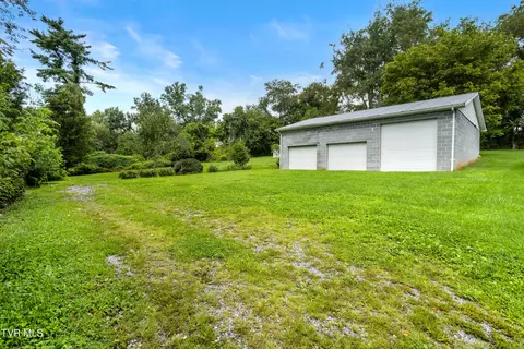 Exterior - 343 Magnolia Drive Glade Spring Va 24340, Glade Spring, VA 24340 photo 8 of 26