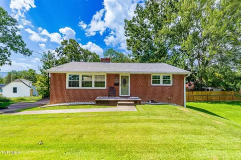 1354 Lawndale Circle Kingsport Tn 37664, Kingsport, TN 37664