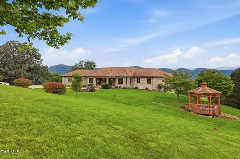 Exterior - 961 Pemberton Road Bristol Tn 37620, Bristol, TN 37620 photo 4 of 19