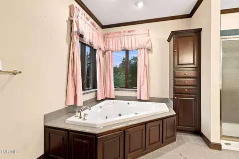 Bath - 961 Pemberton Road Bristol Tn 37620, Bristol, TN 37620 photo 2 of 5