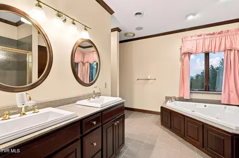 Bath - 961 Pemberton Road Bristol Tn 37620, Bristol, TN 37620 photo 3 of 5
