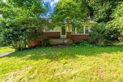 1605 Highpoint Avenue Kingsport Tn 37665, Kingsport, TN 37665
