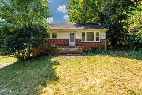1605 Highpoint Avenue Kingsport Tn 37665, Kingsport, TN 37665