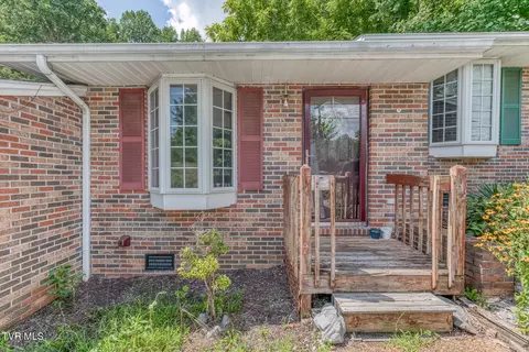 229 Taylor Avenue 3 Elizabethton Tn 37643, Elizabethton, TN 37643