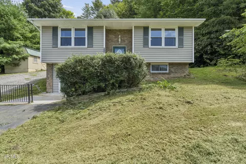 506 Chestnut Drive Mountain City Tn 37683, Mountain City, TN 37683