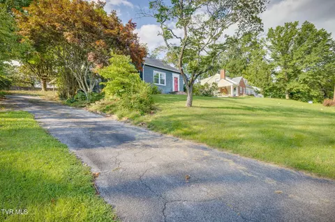 Exterior - 725 Prospect Avenue Bristol Va 24201, Bristol, VA 24201 photo 2 of 10