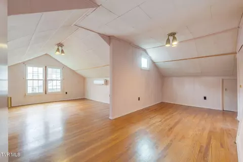 Other - 725 Prospect Avenue Bristol Va 24201, Bristol, VA 24201 photo 1 of 4