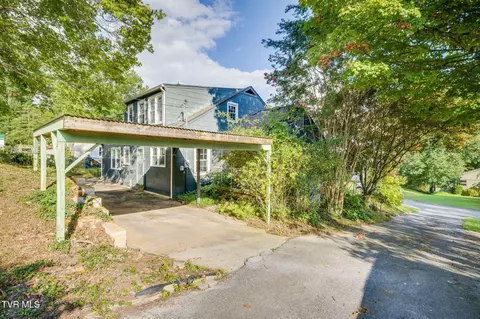 Exterior - 725 Prospect Avenue Bristol Va 24201, Bristol, VA 24201 photo 7 of 10