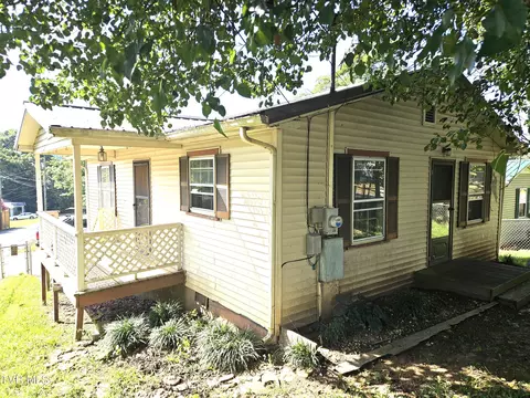 405 N Brownlow Street Rogersville Tn 37857, Rogersville, TN 37857