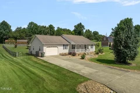 Exterior - 214 Sunny Hill Court Fall Branch Tn 37656, Fall Branch, TN 37656 photo 3 of 11
