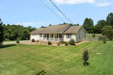 Exterior - 214 Sunny Hill Court Fall Branch Tn 37656, Fall Branch, TN 37656 photo 2 of 11