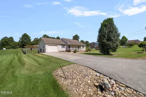 Exterior - 214 Sunny Hill Court Fall Branch Tn 37656, Fall Branch, TN 37656 photo 1 of 11