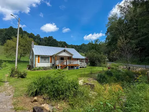 1091 Sandy Road Mountain City Tn 37683, Mountain City, TN 37683
