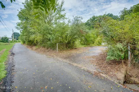1312 Saratoga Road Kingsport Tn 37660, Kingsport, TN 37660