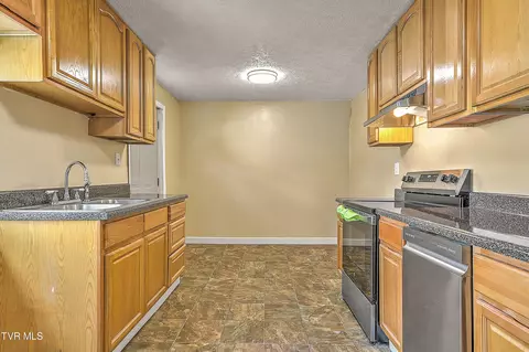 Kitchen - 412 E Fairview Avenue Johnson City Tn 37601, Johnson City, TN 37601 photo 3 of 6