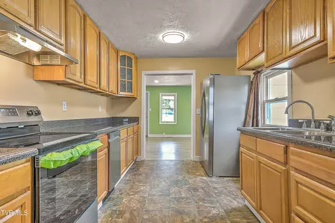 Kitchen - 412 E Fairview Avenue Johnson City Tn 37601, Johnson City, TN 37601 photo 5 of 6