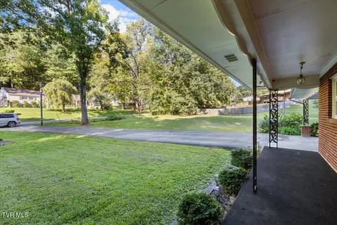 Exterior - 620 Valley Avenue Erwin Tn 37650, Erwin, TN 37650 photo 3 of 4
