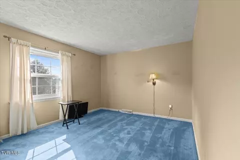 Bedroom - 207 Hermosa Drive Fall Branch Tn 37656, Fall Branch, TN 37656 photo 2 of 3