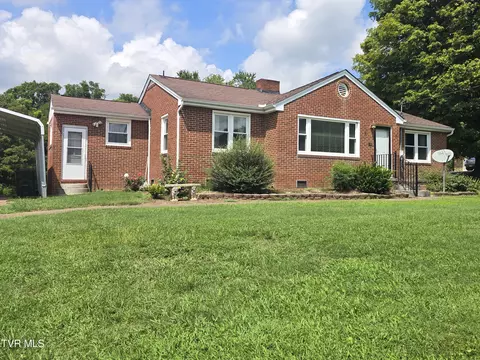587 N Holston River Drive Kingsport Tn 37660, Kingsport, TN 37660
