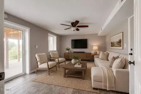 Living - 100 Ridge Circle Drive Fall Branch Tn 37656, Fall Branch, TN 37656 photo 5 of 5