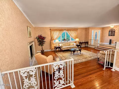 Living - 501 E 9th Avenue Johnson City Tn 37601, Johnson City, TN 37601 photo 1 of 9