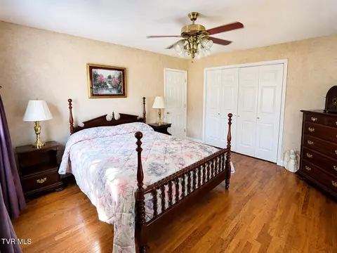 Bedroom - 501 E 9th Avenue Johnson City Tn 37601, Johnson City, TN 37601 photo 7 of 12