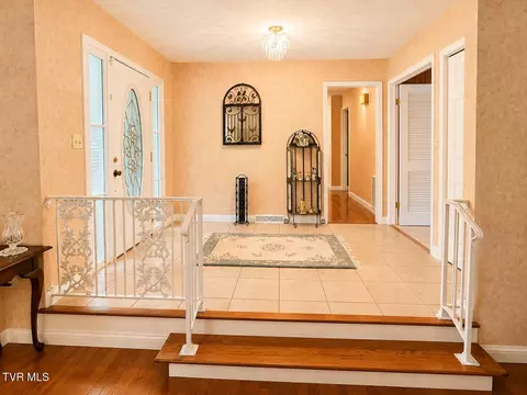Entry Way - 501 E 9th Avenue Johnson City Tn 37601, Johnson City, TN 37601 photo 1 of 4