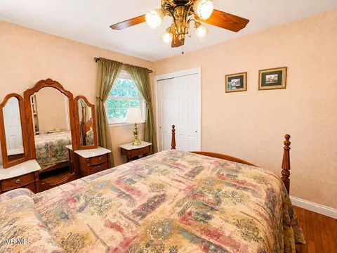 Bedroom - 501 E 9th Avenue Johnson City Tn 37601, Johnson City, TN 37601 photo 11 of 12