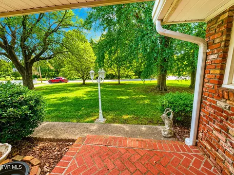 Exterior - 501 E 9th Avenue Johnson City Tn 37601, Johnson City, TN 37601 photo 8 of 26