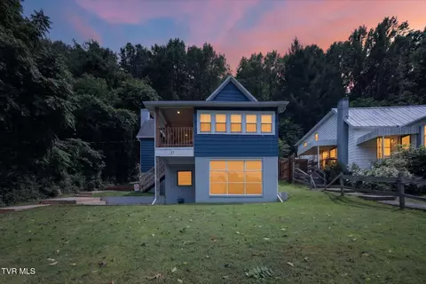 17 Spring Street Big Stone Gap Va 24219, Big Stone Gap, VA 24219