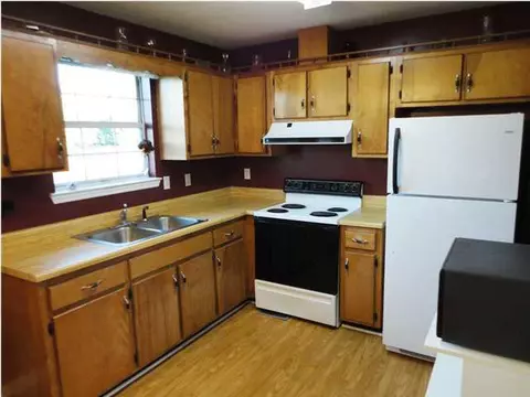 48 Davis Rd, Ringgold, GA 30736 photo 2