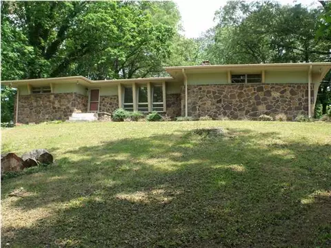 6803 Pine Dr, Chattanooga, TN 37421 photo 1