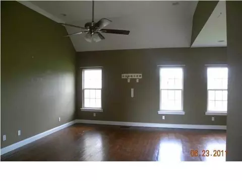 27 Hearthstone Cv, Dunlap, TN 37327 photo 2