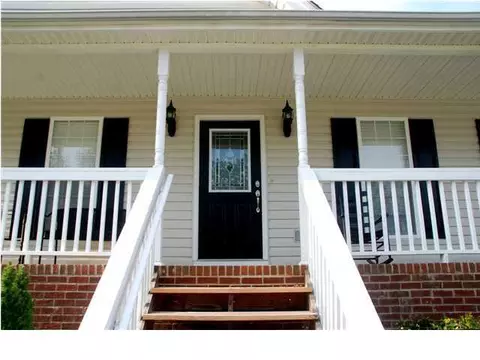 6159 Gibbs Ln, Ooltewah, TN 37363 photo 3