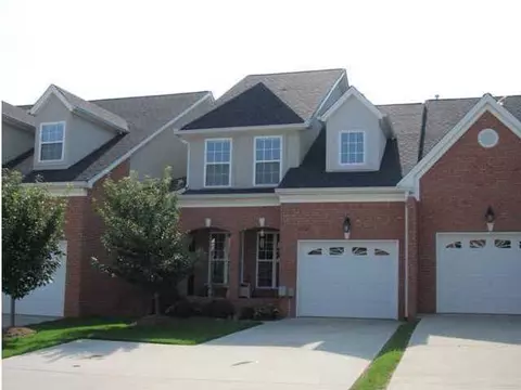 8253 Double Eagle Ct, Ooltewah, TN 37363 photo 1