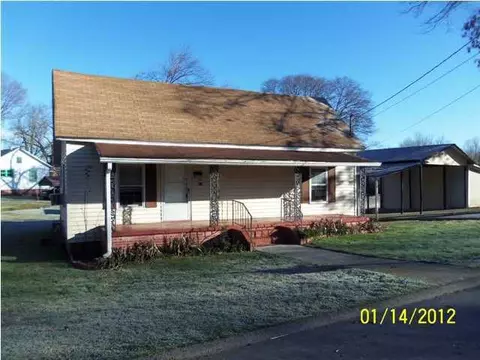 111 8th St, Trion, GA 30753 photo 1