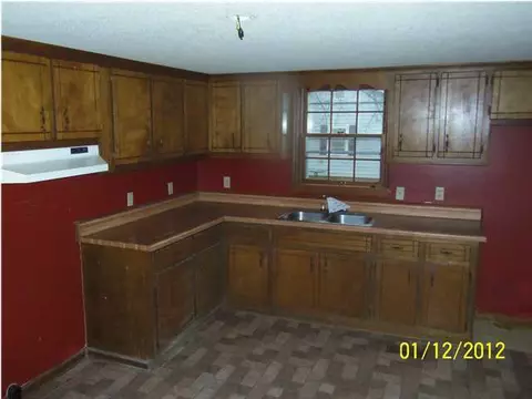 111 8th St, Trion, GA 30753 photo 12
