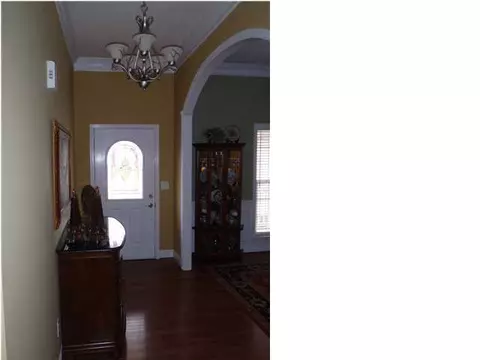 8564 Derry Berry Ln, Hixson, TN 37343 photo 4