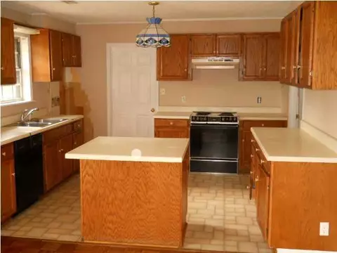 906 Haggard Rd, Ringgold, GA 30736 photo 2