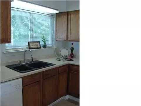 1302 Durham Dr, Chattanooga, TN 37421 photo 8