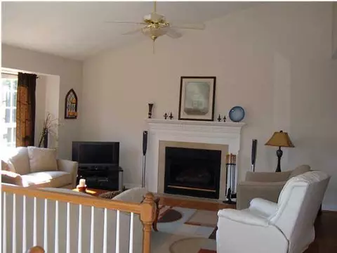 7165 Tailwinds Dr, Harrison, TN 37341 photo 2