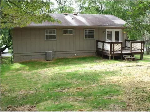 8321 Middle Dr, Ooltewah, TN 37363 photo 2