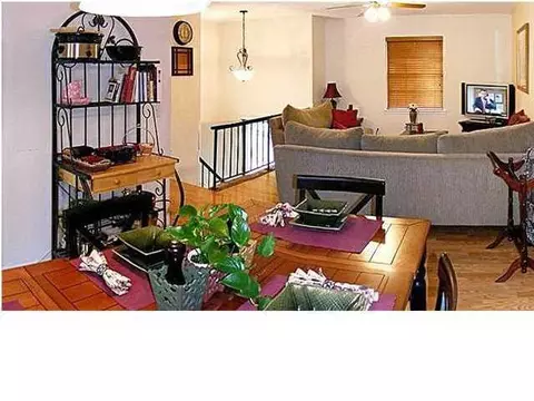 8321 Middle Dr, Ooltewah, TN 37363 photo 5