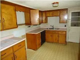 201 Sharp Rd, Athens, TN 37303 photo 2
