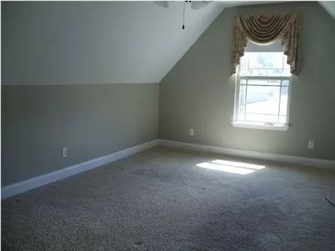 698 Soaring Eagle Cir, Hixson, TN 37343 photo 8