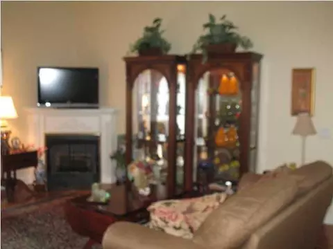 8490 Keystone Cir, Chattanooga, TN 37421 photo 5