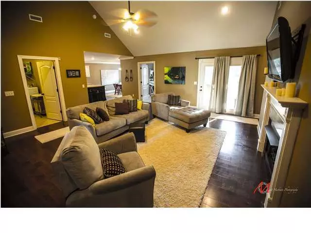  3750 Willow Lake Cir, Chattanooga, TN 37419 photo 4