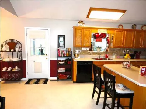 491 Dylan Dr, Ringgold, GA 30736 photo 4